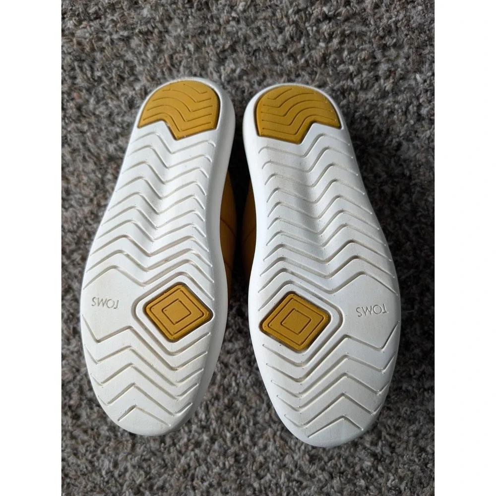 TOMS Women's Alpargata Mallow Puffer Mule | Yellow Size 5